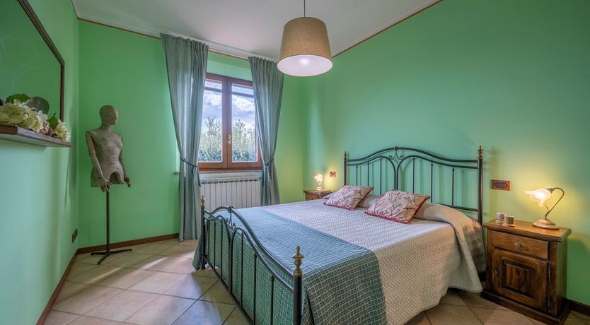 Photo of Sunlit Tuscan Retreat