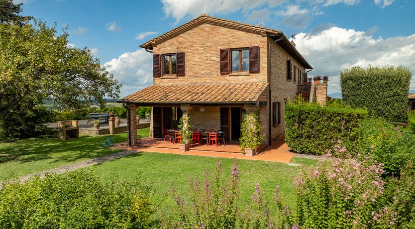 Photo of Sunlit Tuscan Retreat