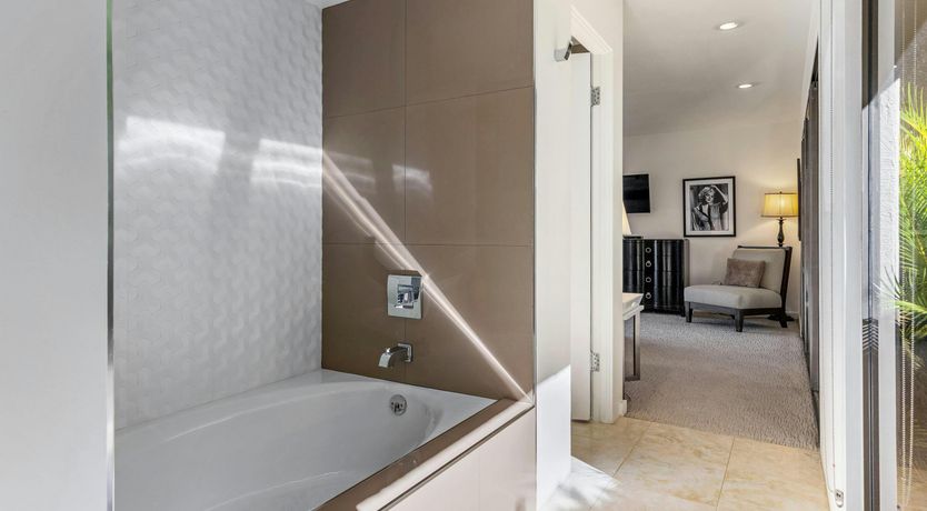 Photo of Palm Springs Gem