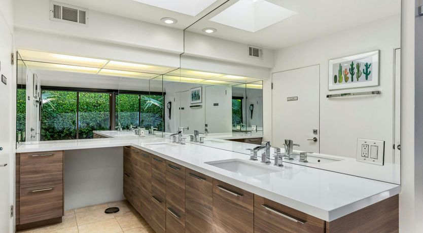 Photo of Palm Springs Gem