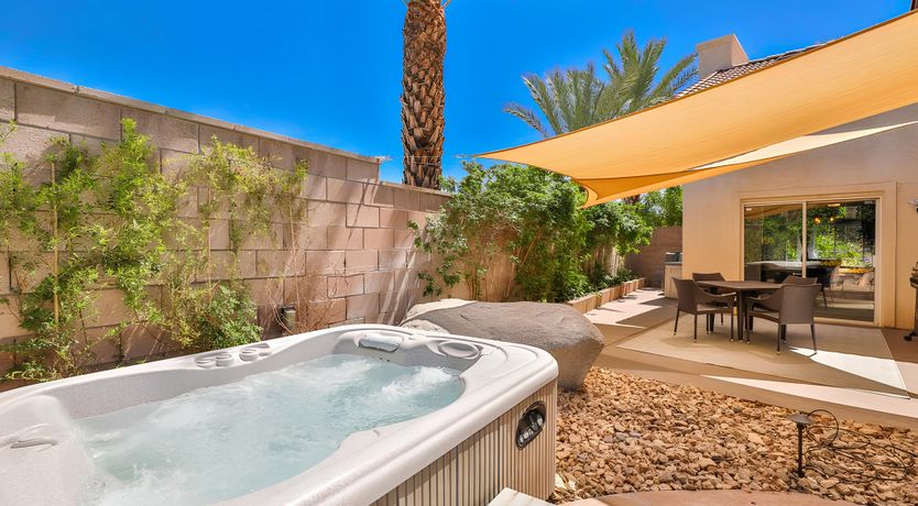 Photo of La Quinta Sun