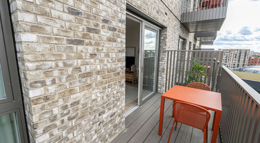 Photo of Gateway to Colindale