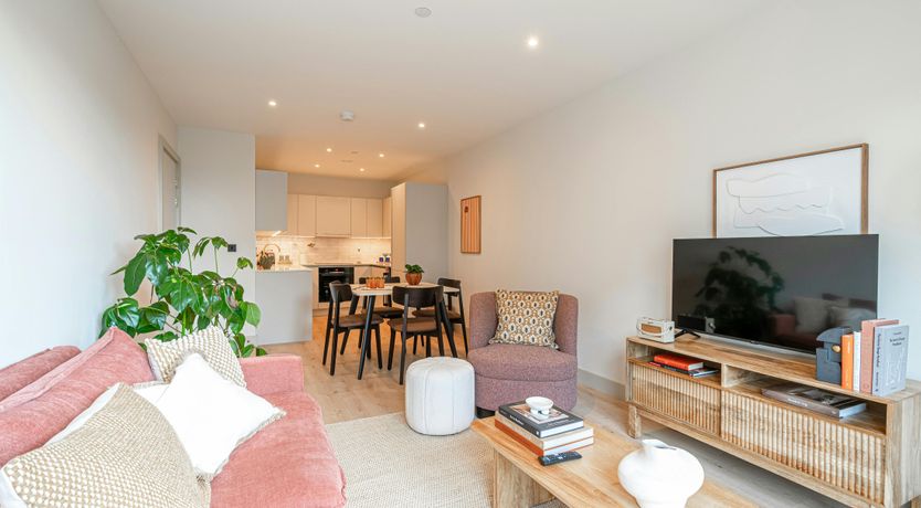 Photo of Gateway to Colindale