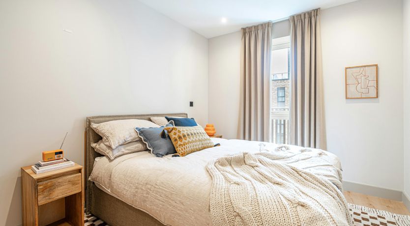 Photo of Gateway to Colindale