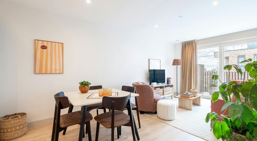 Photo of Gateway to Colindale