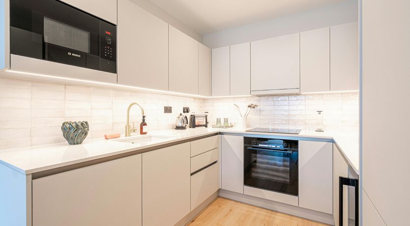 Photo of Gateway to Colindale