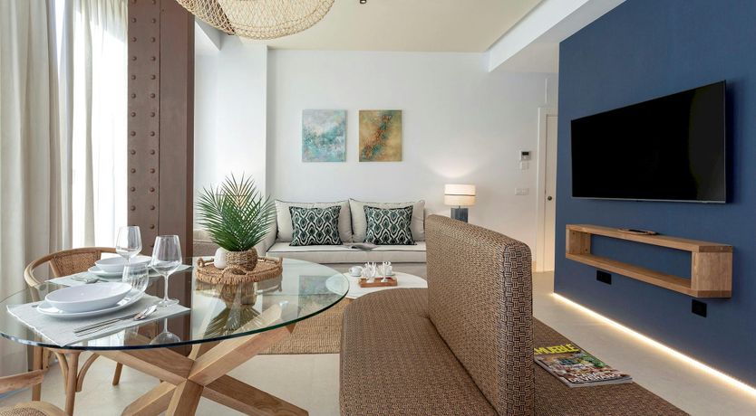 Photo of Granada's Echo