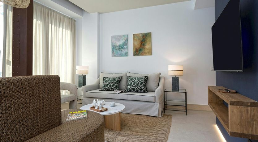 Photo of Granada's Echo