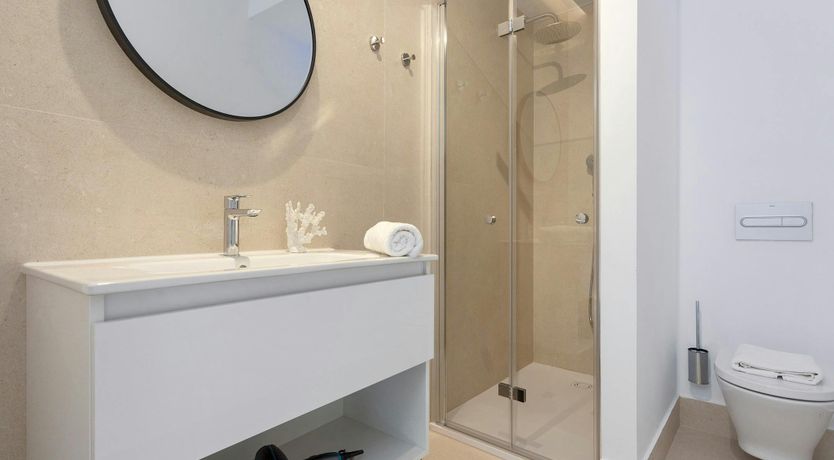 Photo of Granada's Echo