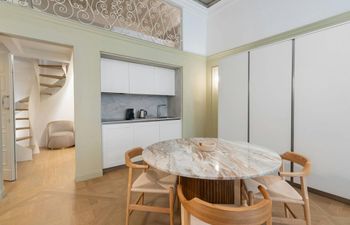 Florentine Getaway Holiday Home