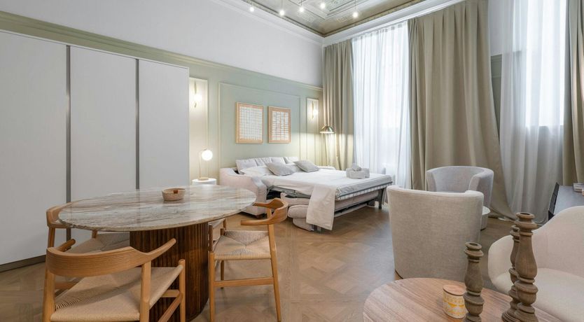 Photo of Florentine Getaway