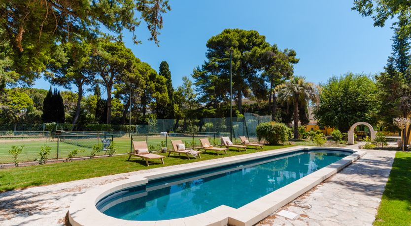 Photo of Gold & Azure