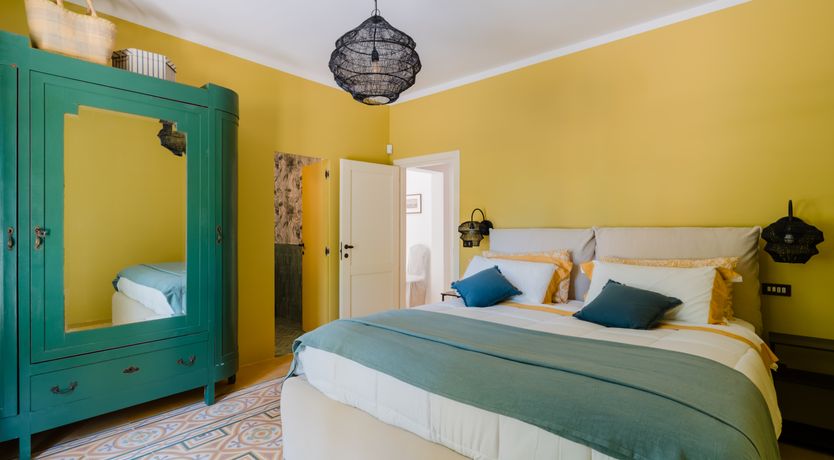 Photo of Gold & Azure