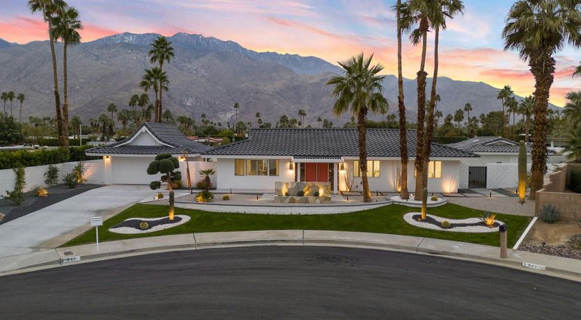 Photo of Vivid Desert