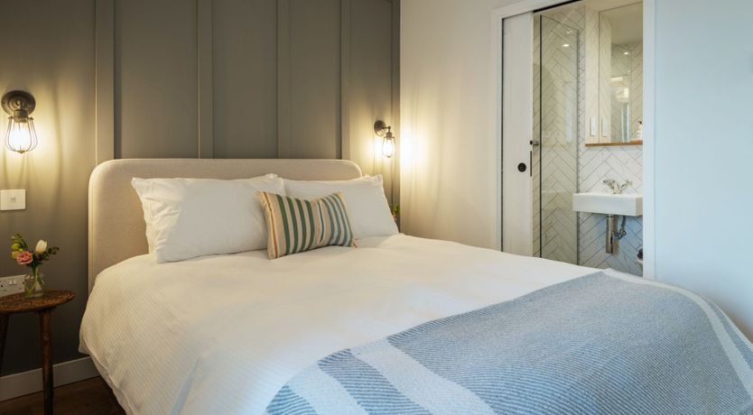 Photo of Seashell Serenade