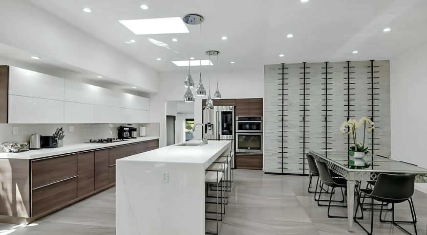 Photo of Sleek Stardust