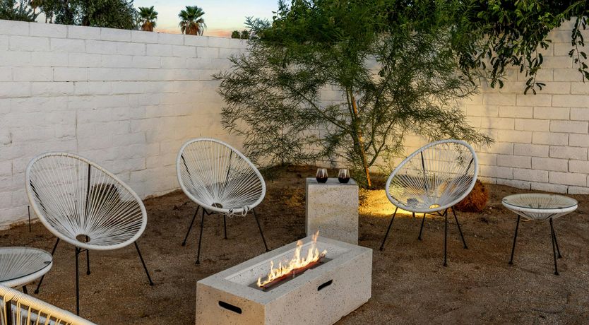 Photo of Stardust Poolhouse