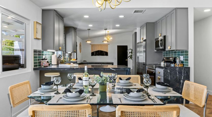 Photo of Stardust Poolhouse