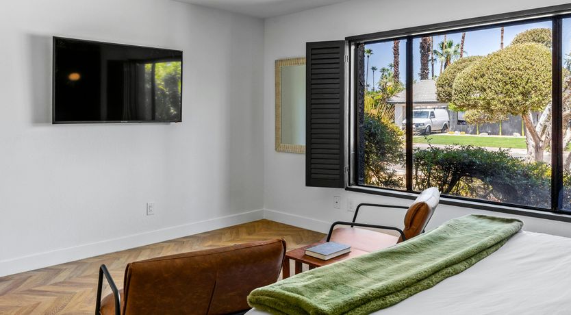 Photo of Stardust Poolhouse