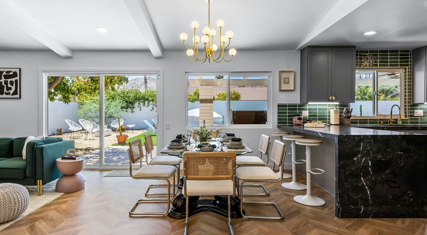 Photo of Stardust Poolhouse