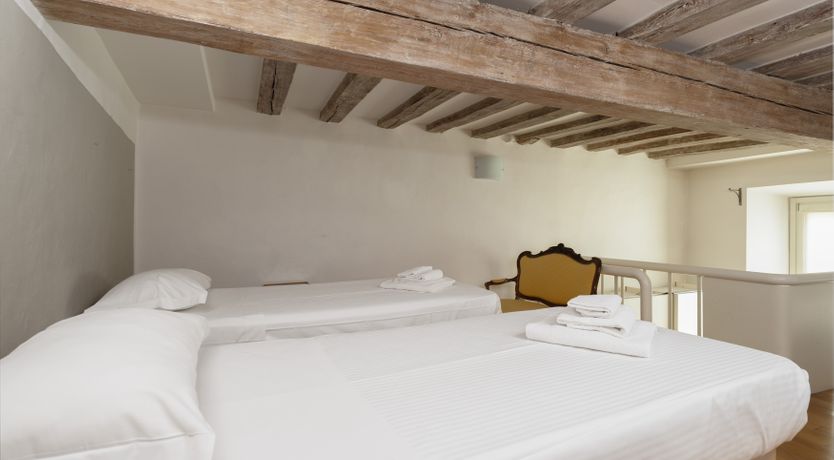 Photo of Florentine Fine