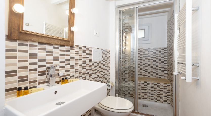 Photo of Florentine Fine