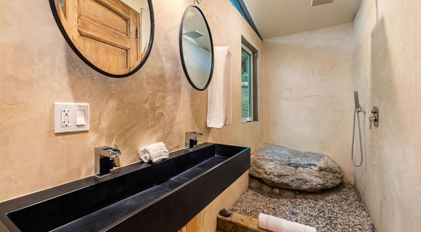 Photo of Golden Valley Oasis