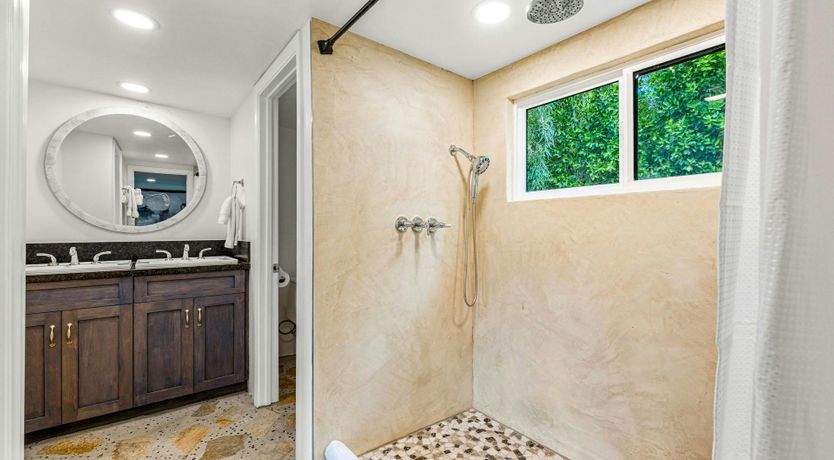 Photo of Golden Valley Oasis