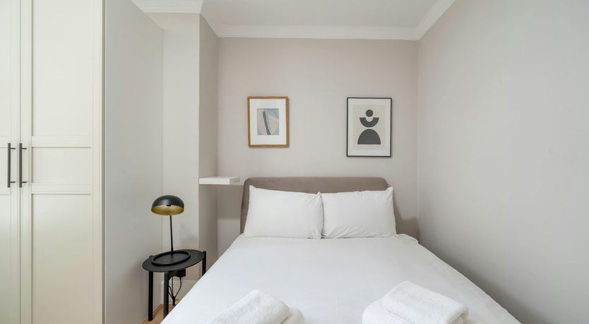 Photo of Ivory & Dusk