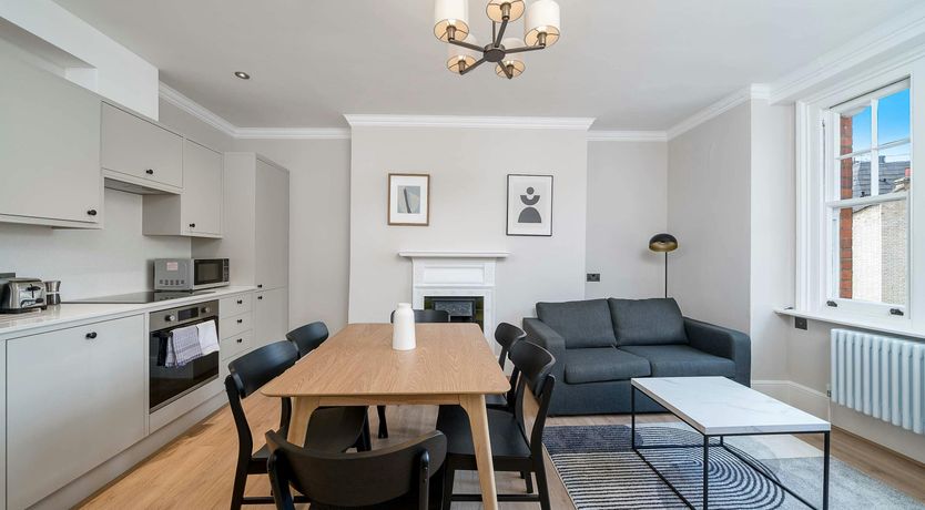 Photo of Ivory & Dusk