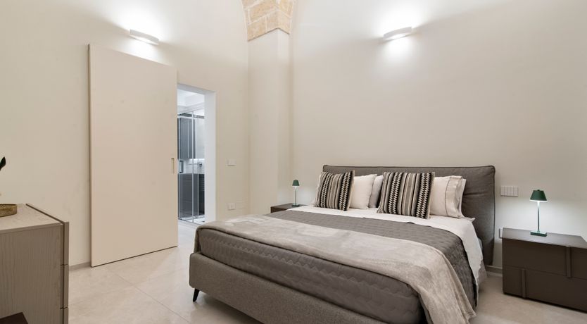 Photo of Elegant Sun