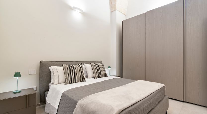 Photo of Elegant Sun