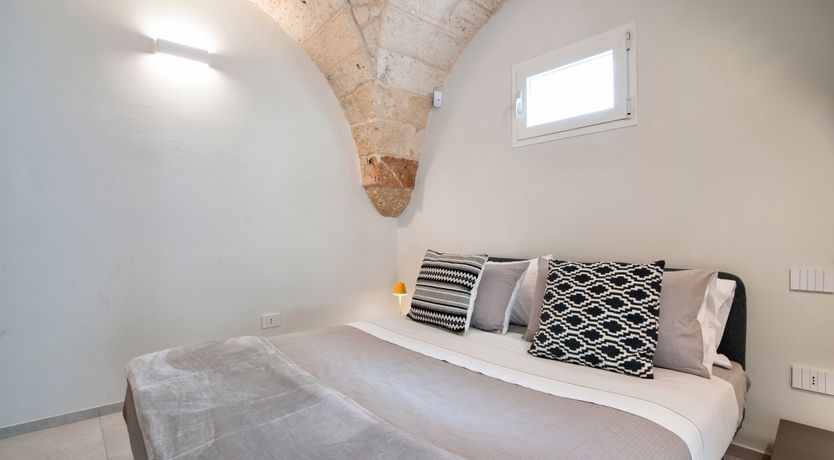 Photo of Elegant Sun