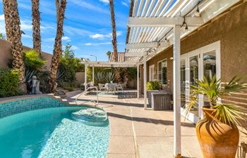 Palm Villa Holiday Home