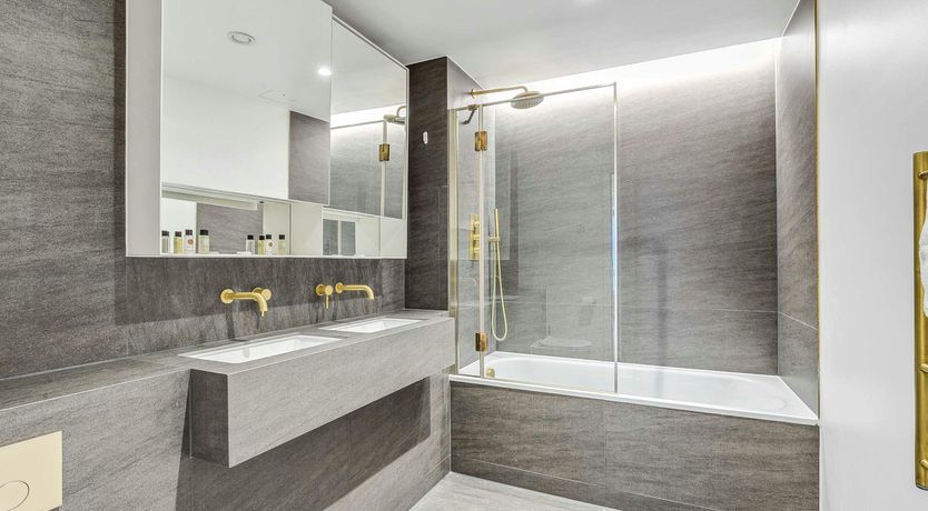 Photo of The King's Cross Crown