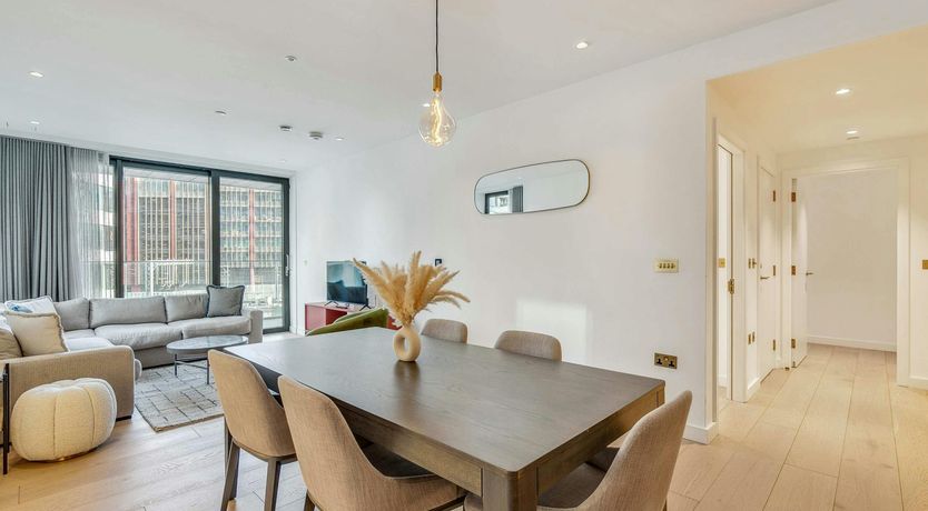 Photo of The King's Cross Crown