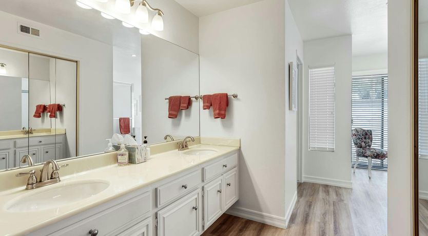 Photo of Fairway & Canyon