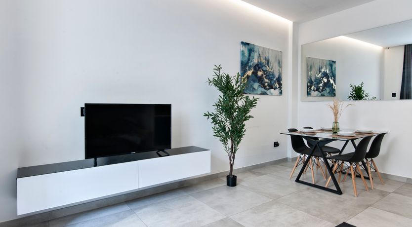 Photo of Golden Gateway