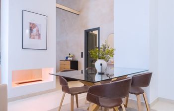Seville Studio Holiday Home
