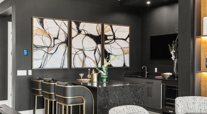 Photo of Putter & Pause