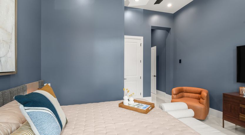 Photo of Putter & Pause