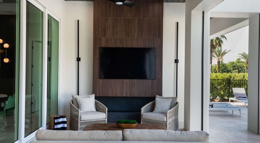 Photo of Putter & Pause