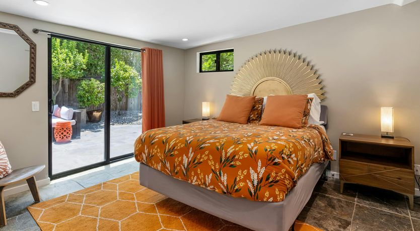 Photo of Mountain Horizon