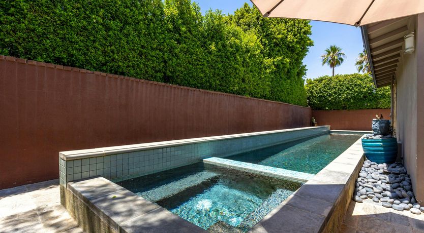 Photo of Mountain Horizon