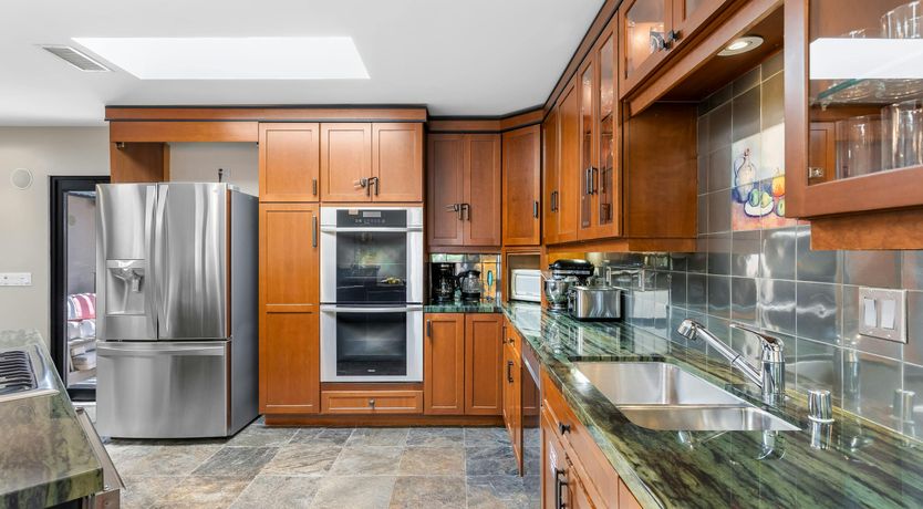 Photo of Mountain Horizon