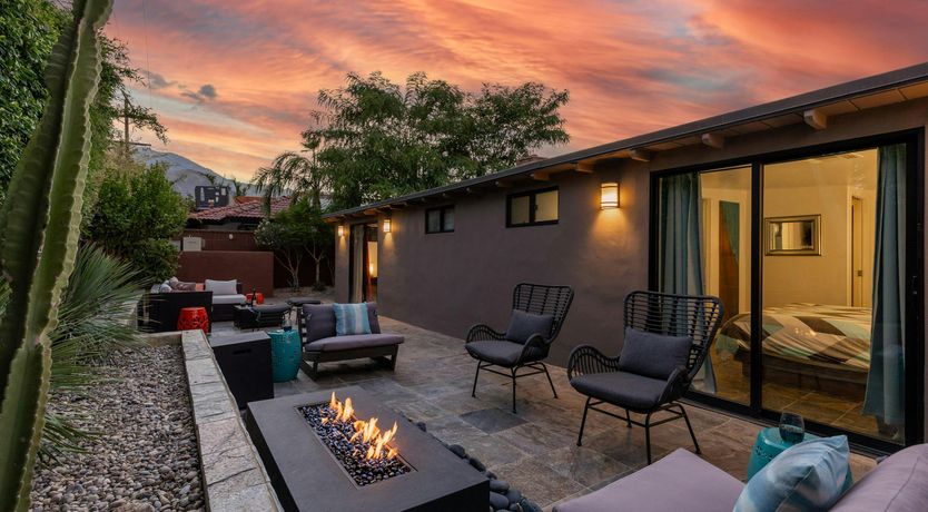 Photo of Mountain Horizon