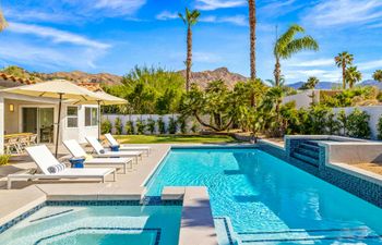 A Desert Breeze Holiday Home