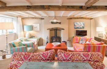 Soothing Breeze Holiday Home