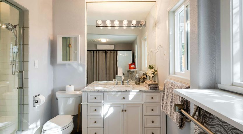 Photo of Silver Screen Villa