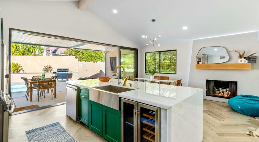 Photo of Sunlit Palms